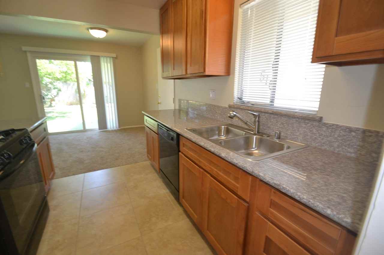 5161 Toronto Way - Photo 2 of 9