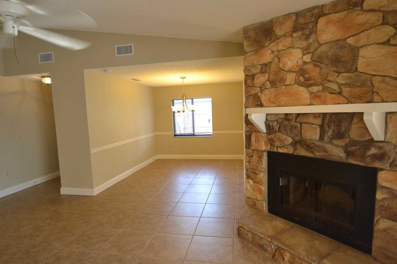 758 Rockingham Rd - Photo 3 of 8