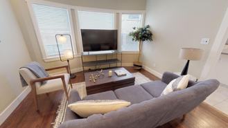 Lovely Santa Fe home with charming backyard - Photo 1 of 1