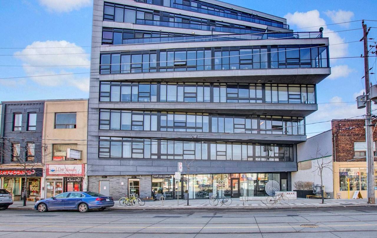 1239 Dundas Street West #304