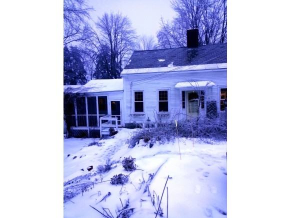 3 Molly Stark Ln - Photo 2 of 13