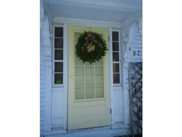 3 Molly Stark Ln - Photo 3 of 13