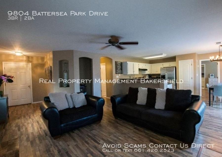 9804 Battersea Park Dr - Photo 3 of 12