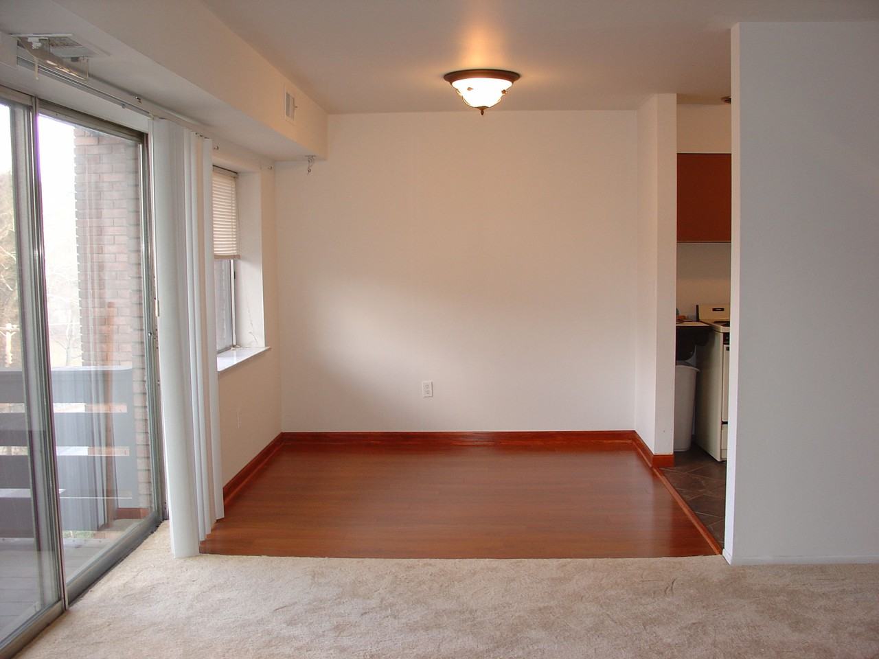 Emsworth Manor South Condominiums - Photo 3 of 4