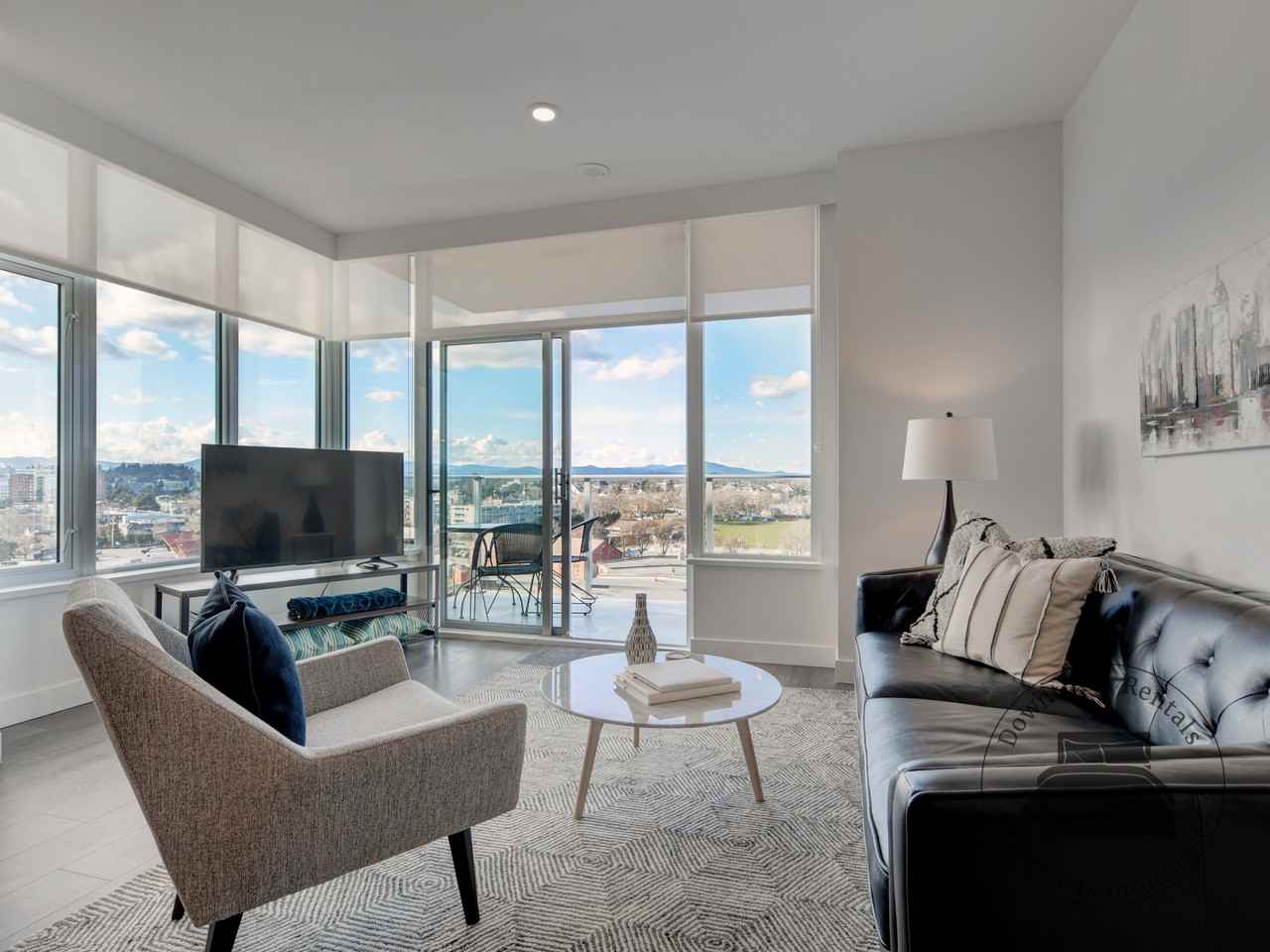 60 Saghalie Road - Photo 4 of 16