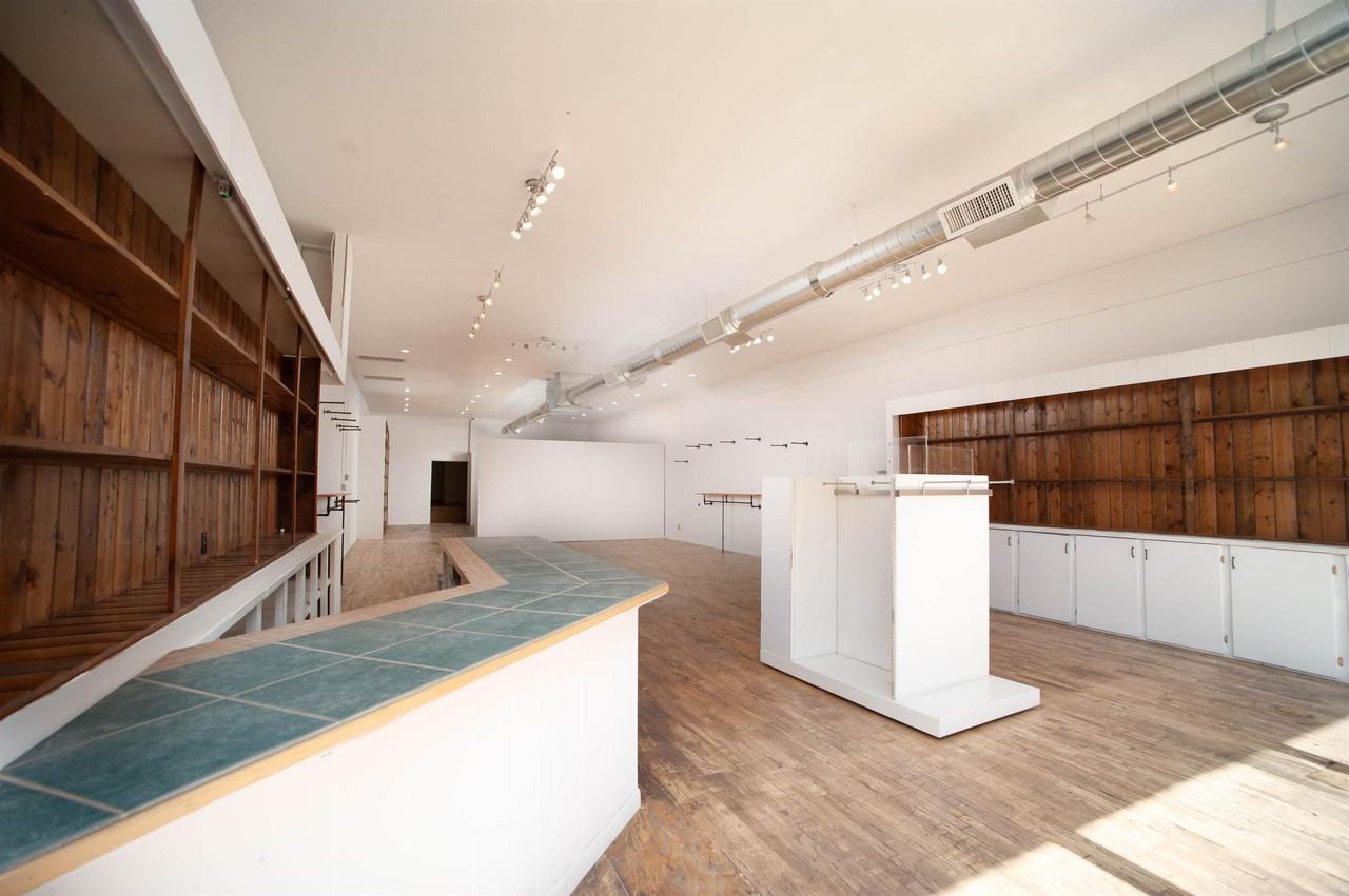 110 East Main Street - Photo 4 of 22