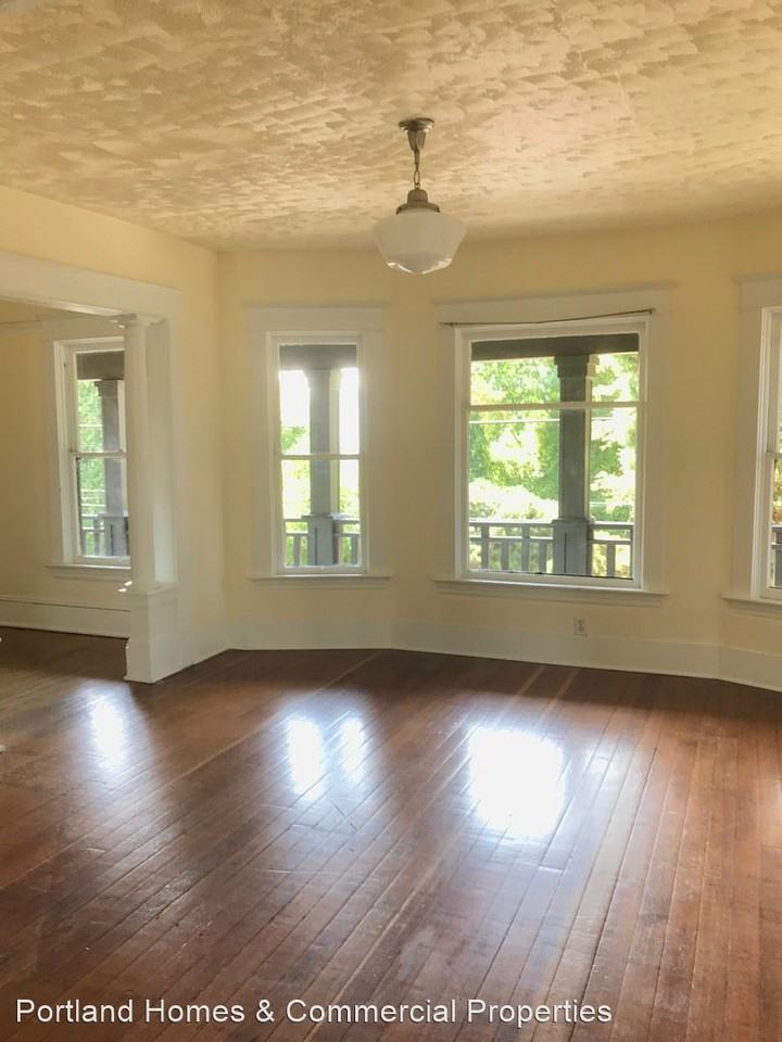 3410-3412 N Missouri Avenue - Photo 2 of 17