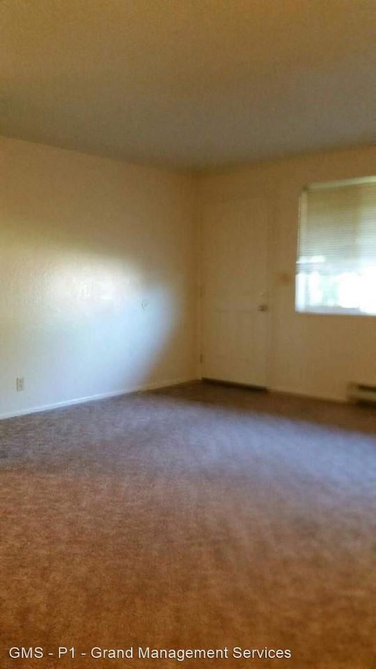 2388-2396 Broadway 2398A-2398V Broadway - Photo 3 of 15