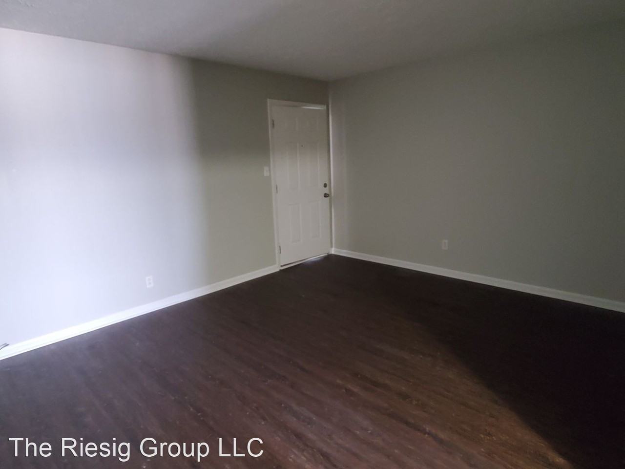 208 Lakeshore Dr - Photo 3 of 7