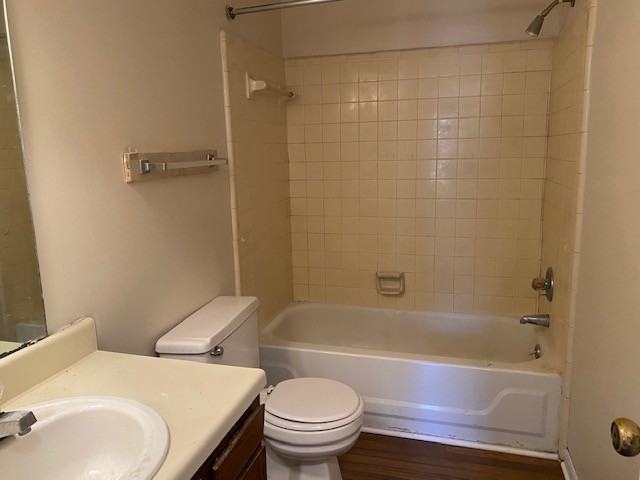 4200 Greencastle Ct - Photo 2 of 6