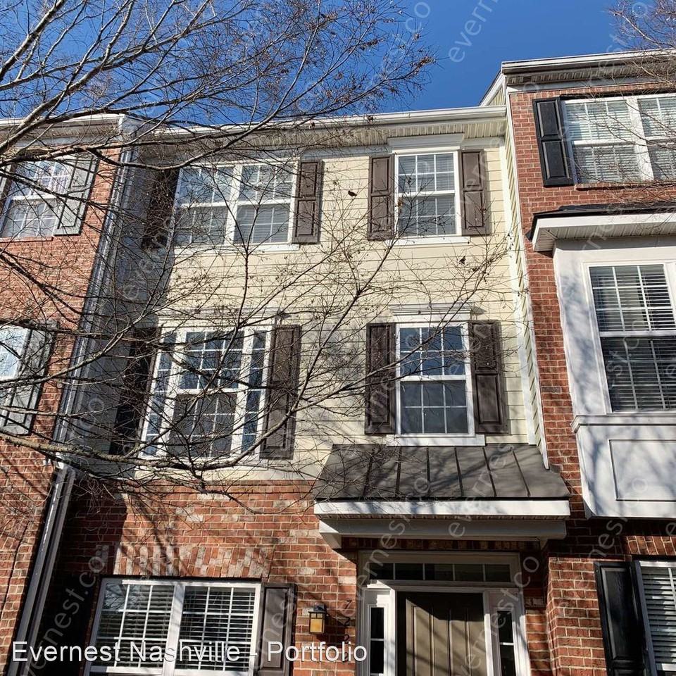 7222 Althorp Way - Photo 3 of 42