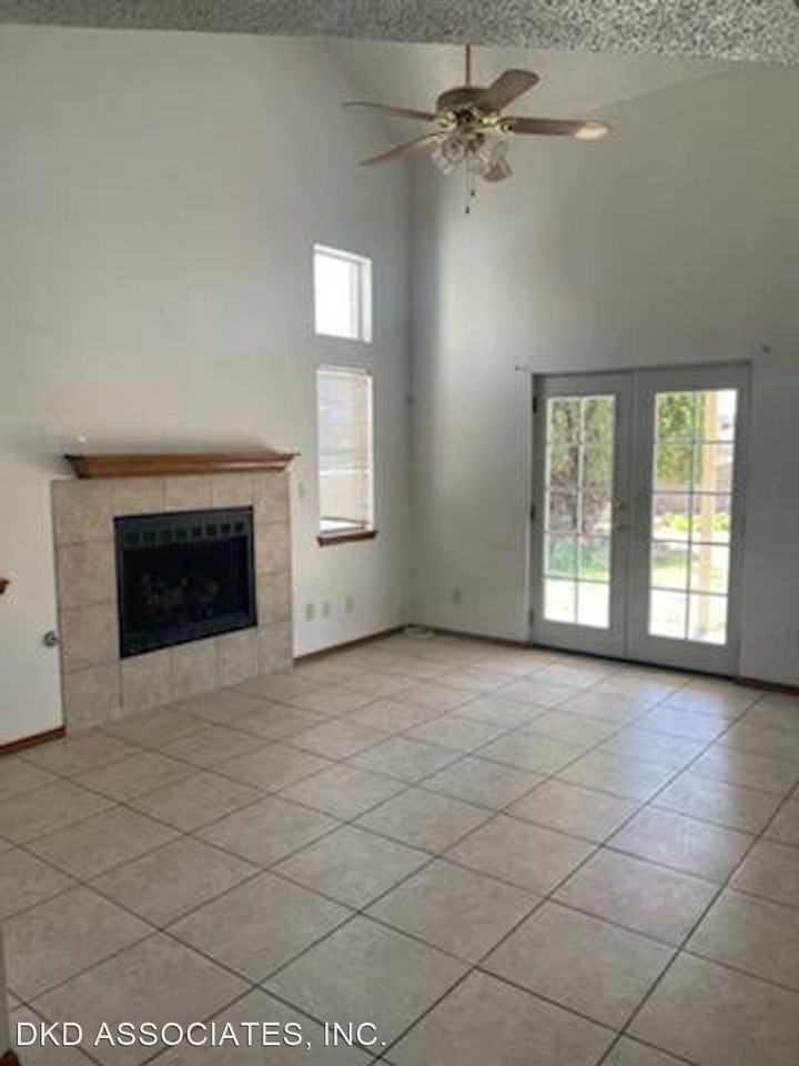 11688 Norman Montion Dr - Photo 2 of 14