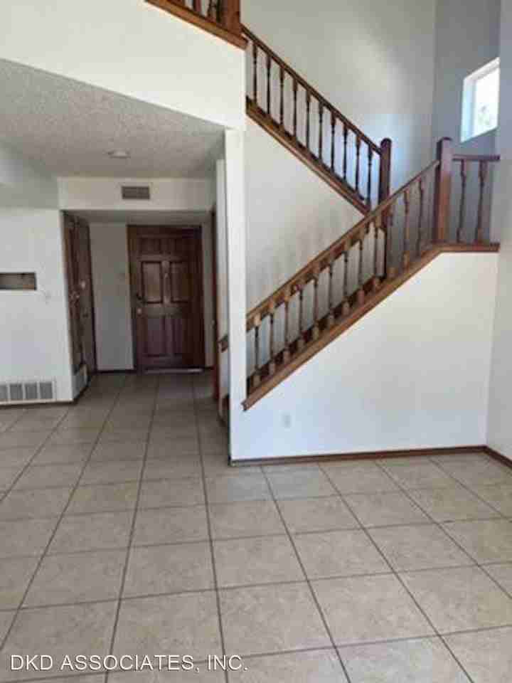 11688 Norman Montion Dr - Photo 3 of 14