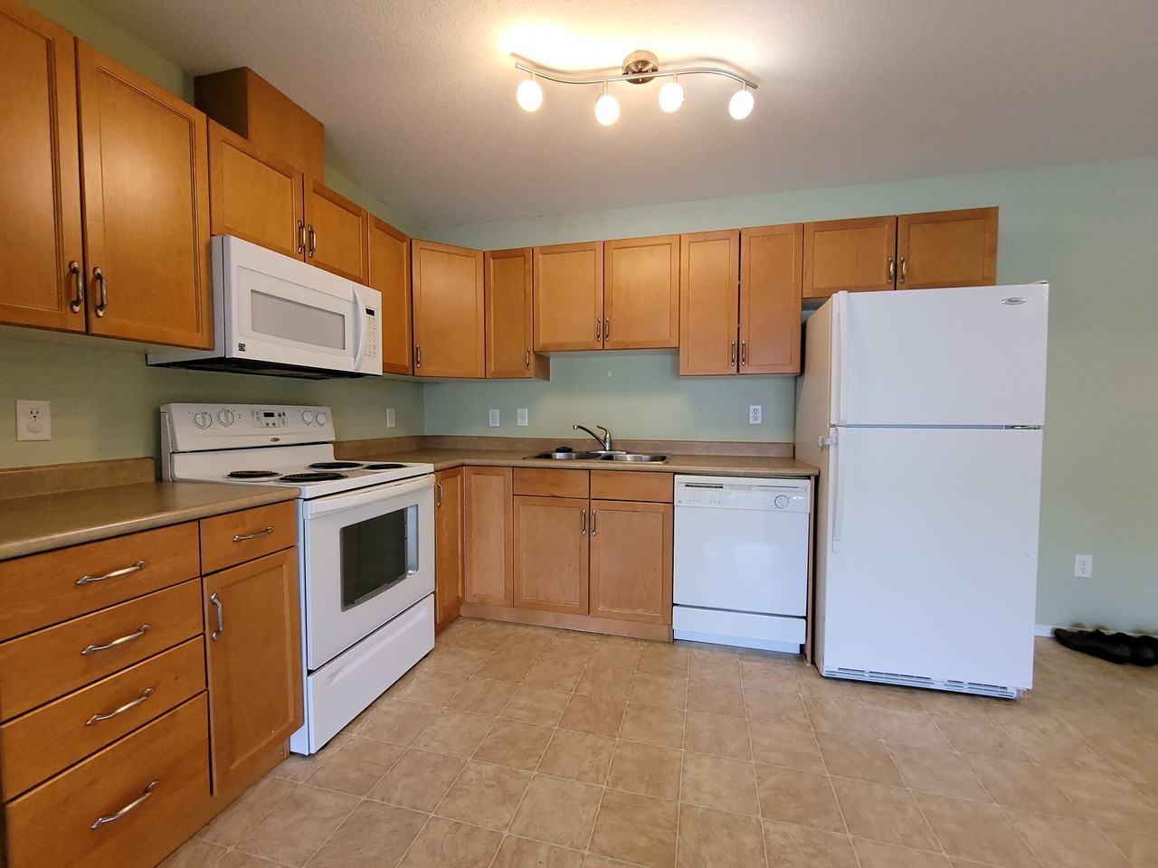 50 Woodsmere Close - Photo 2 of 17