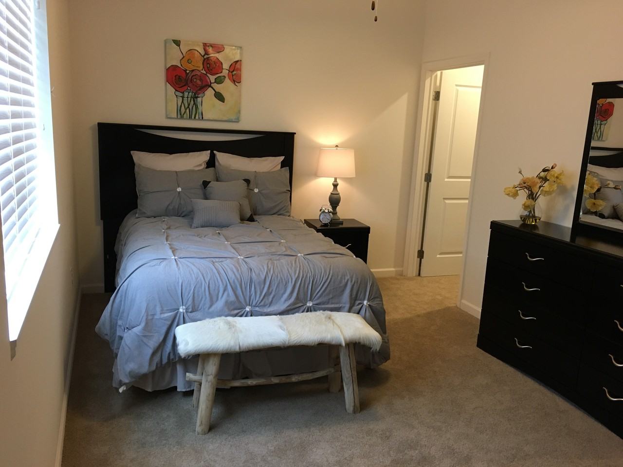 Antler View Apartments - Photo 6 of 27