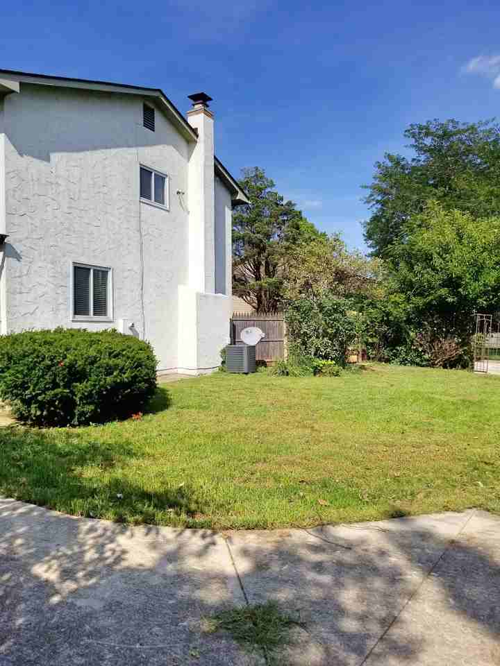 3281 Smiley Road - Photo 3 of 34