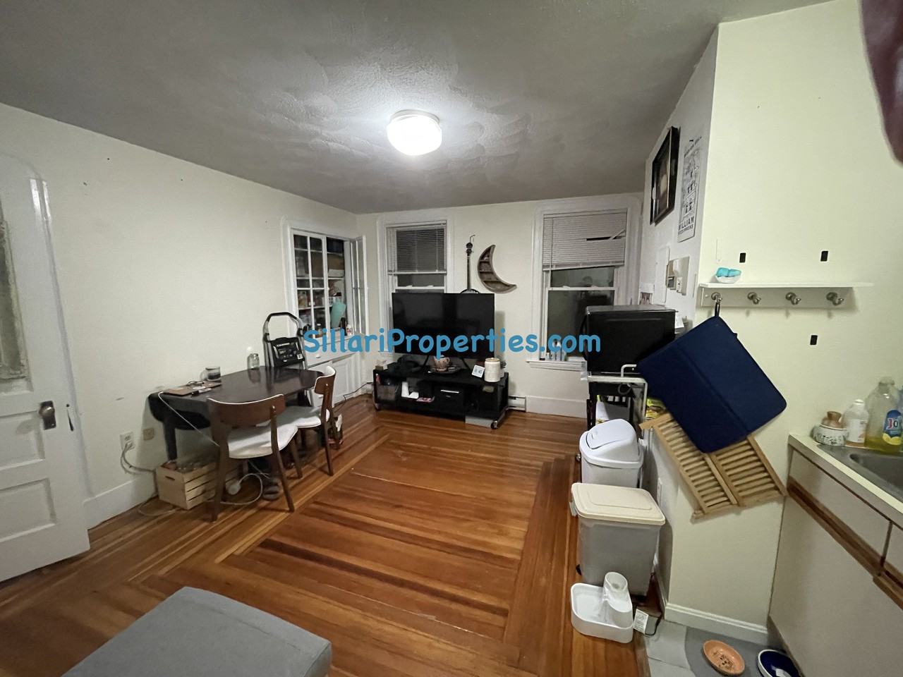 14 Garrison Avenue #H