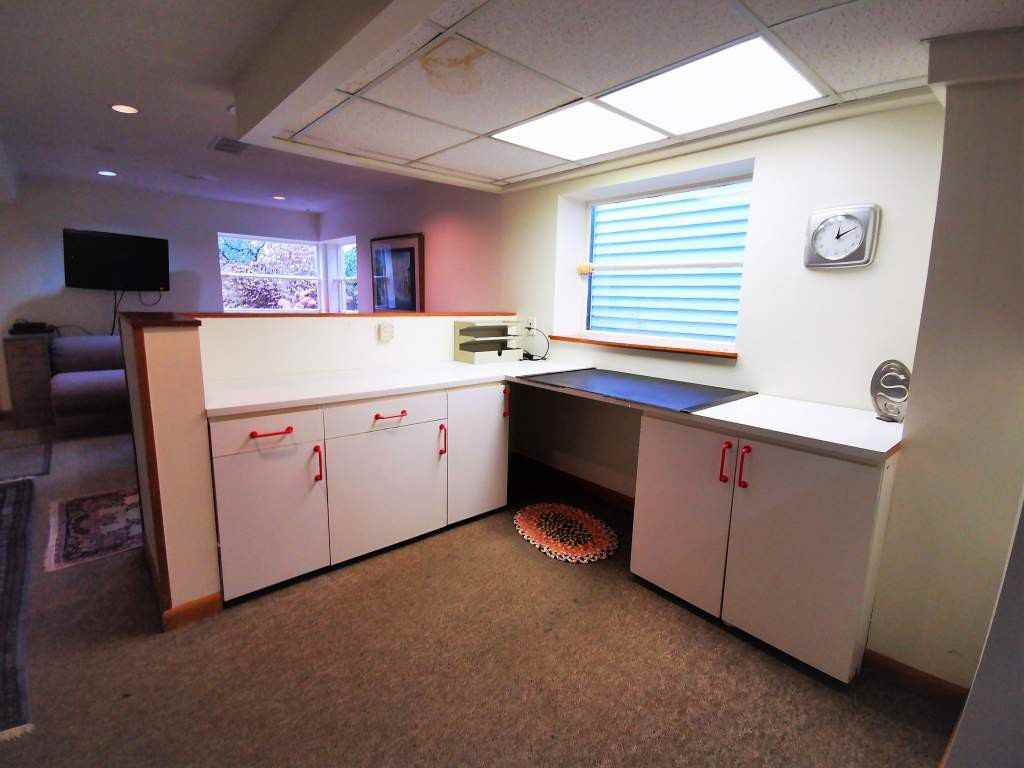 155 E. Windsor Road - Photo 3 of 15