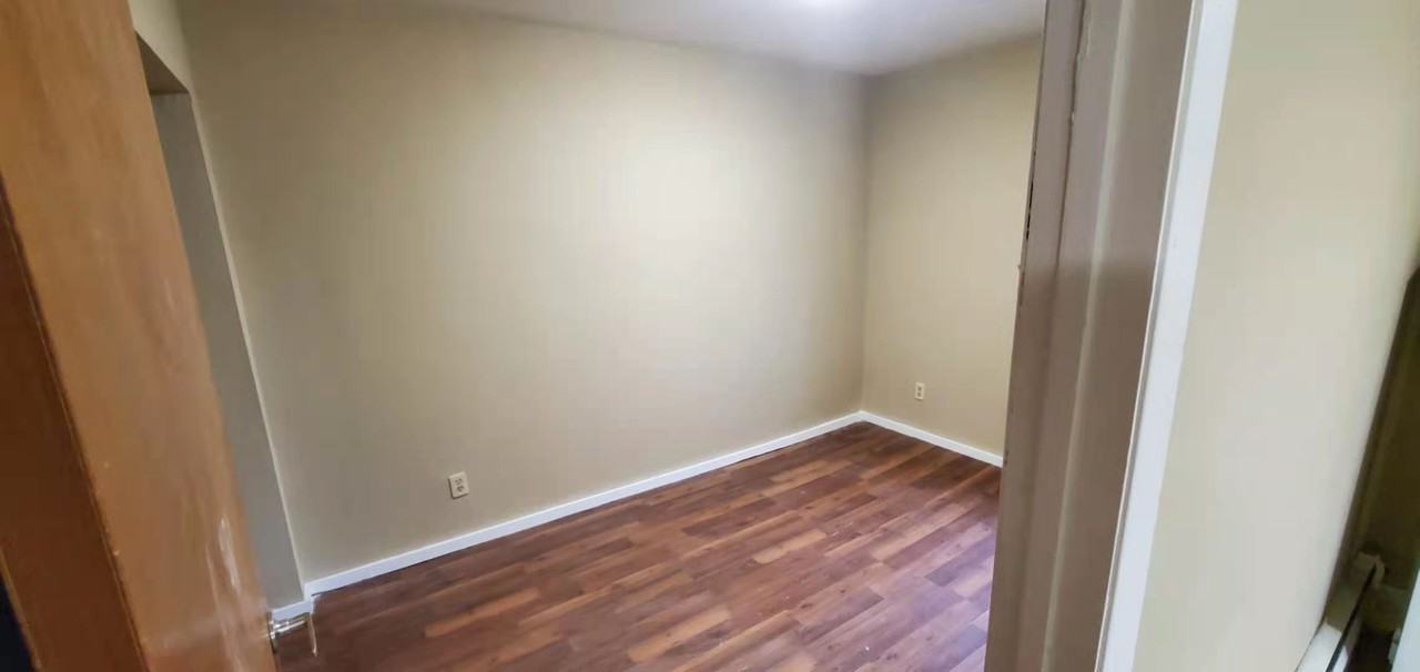 551 Furby Street - Photo 2 of 7