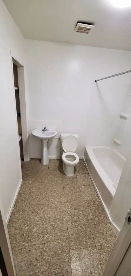 551 Furby Street - Photo 3 of 7