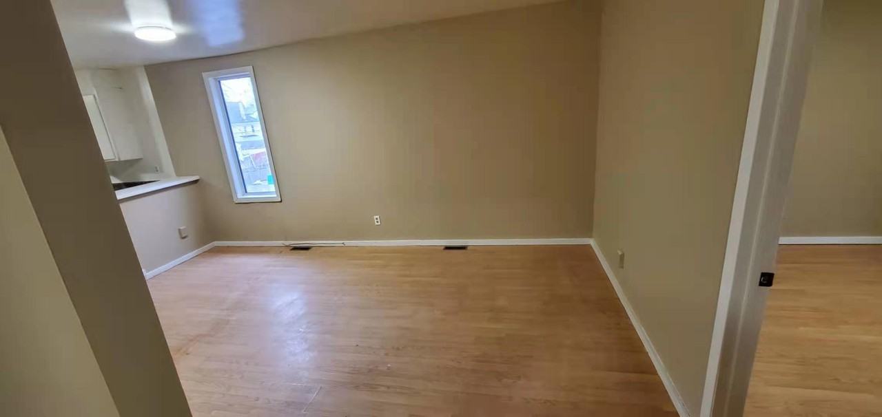 Furby St & Sargent Ave