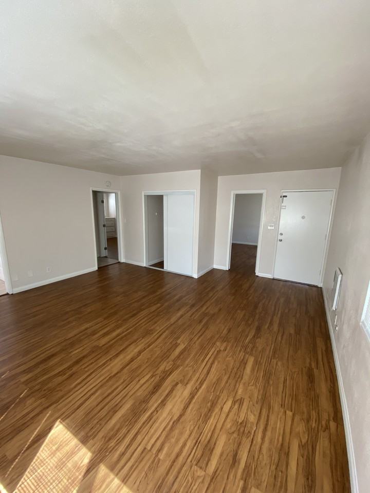 10999 California Avenue #10999 - Photo 2 of 7