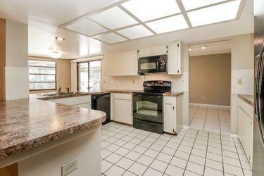 242 Winding Willow Dr - Photo 3 of 15