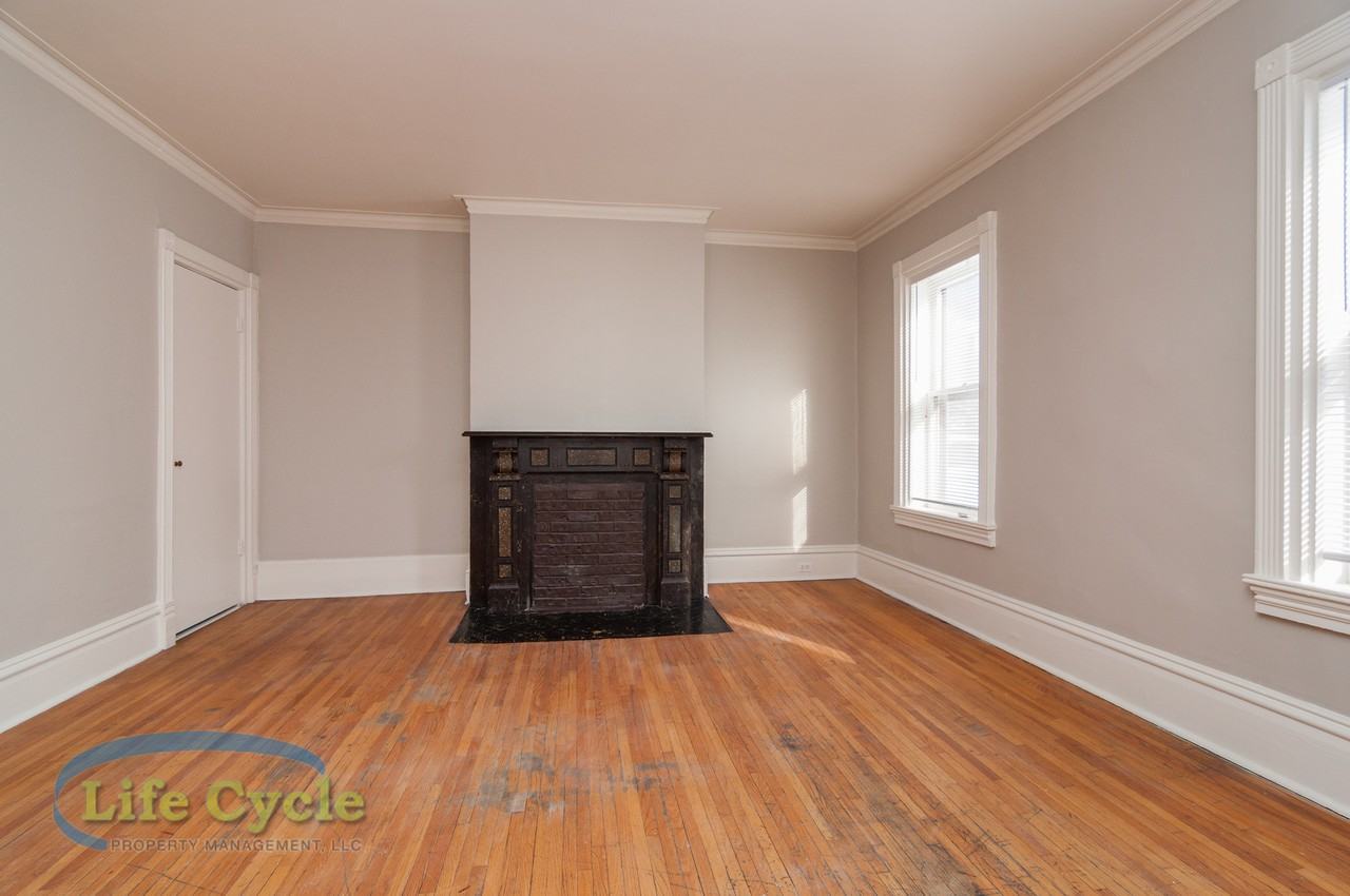335 Washington St Se #335 - Photo 6 of 37