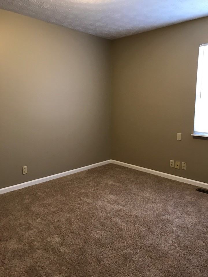 14 Werner Dr #1 - Photo 5 of 6