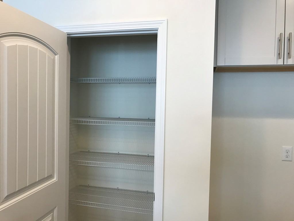 1704 Shady Oaks Dr #1 - Photo 5 of 19