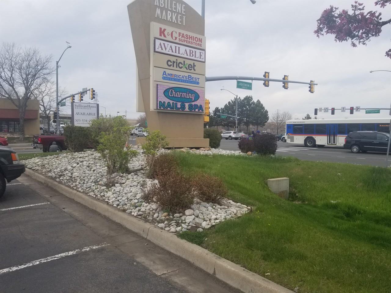 14080 East Mississippi Avenue #14080-18 - Photo 2 of 4