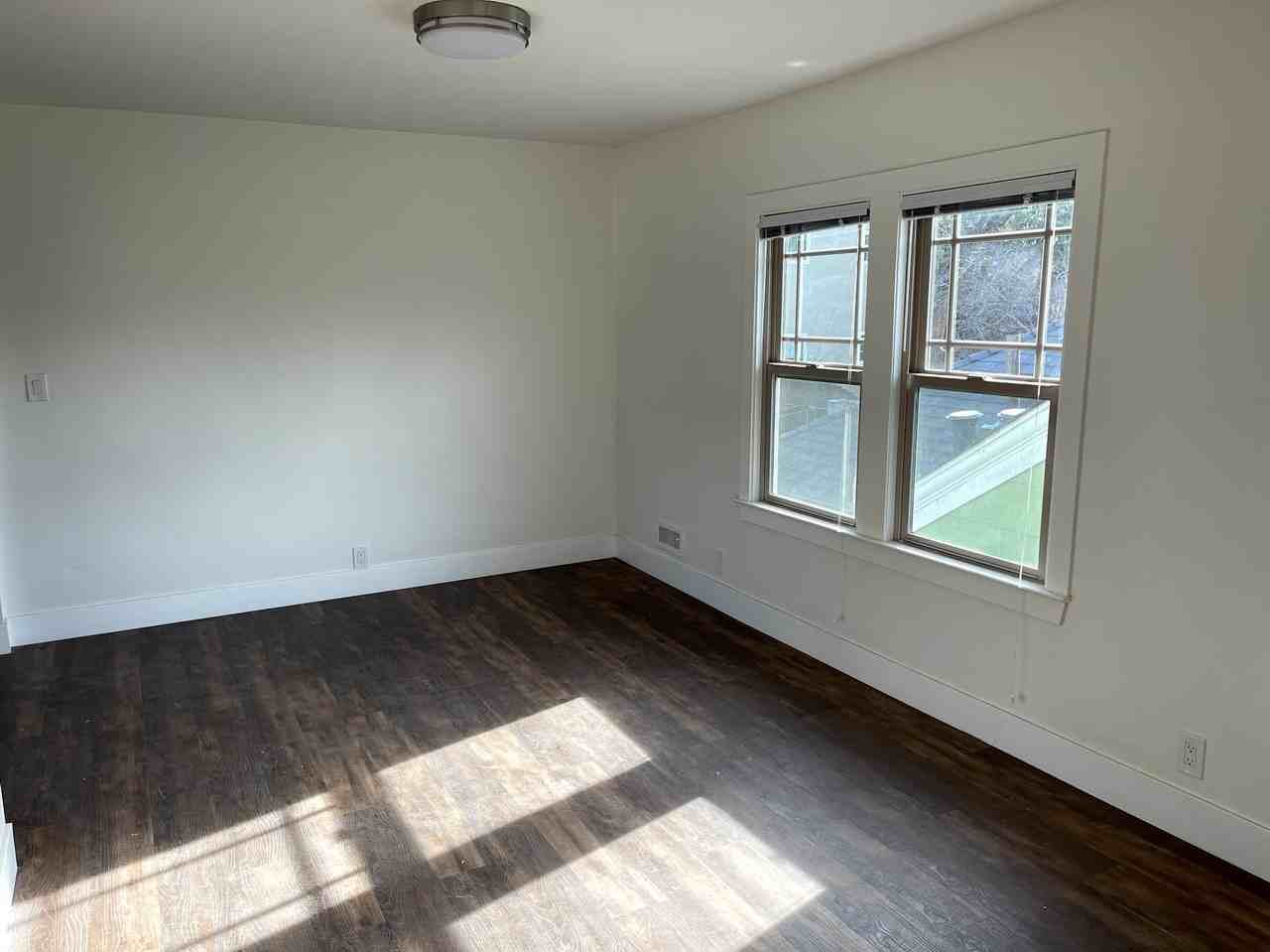 3332 Harrison Street - Photo 3 of 18