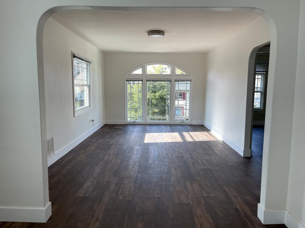 3332 Harrison Street - Photo 2 of 18