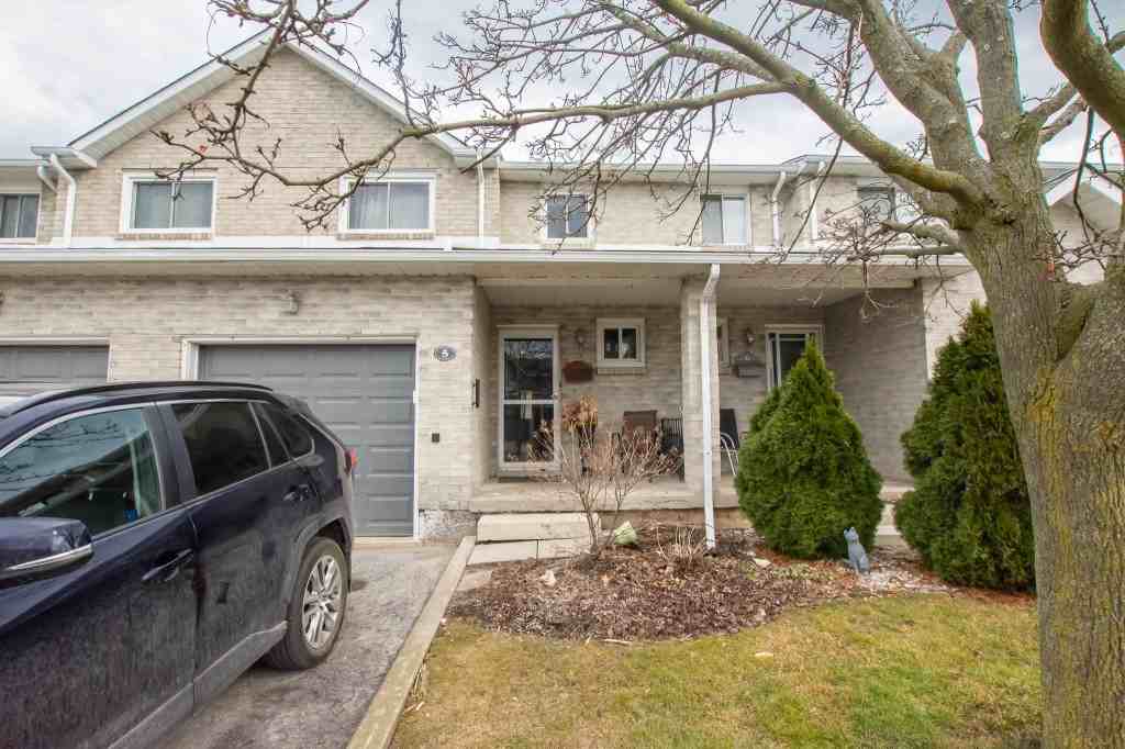 125 Woodlawn Road Apartments 125 Woodlawn Rd, Welland, ON L3C 7B5