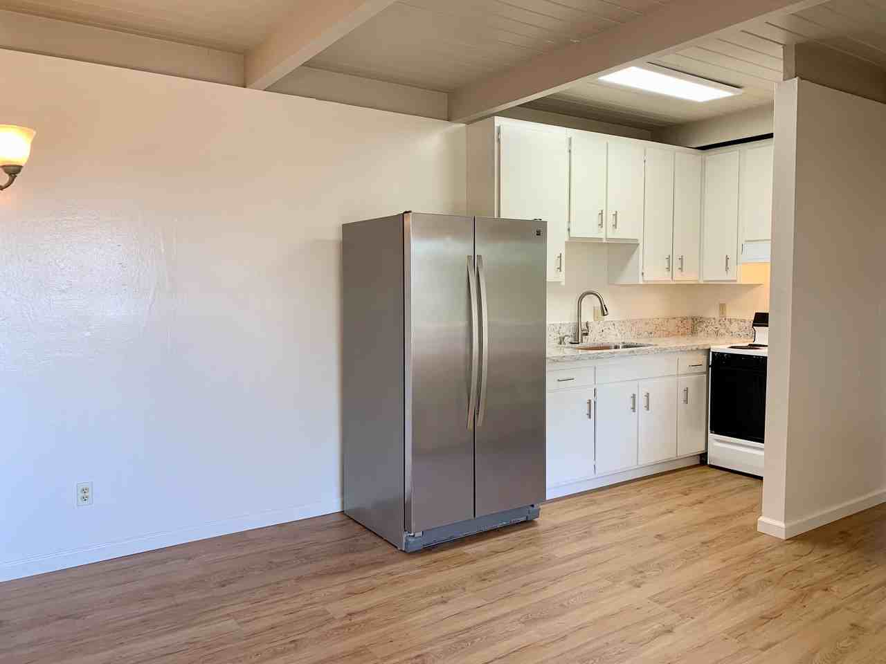 Cabana Island View Apartments - Photo 2 of 20