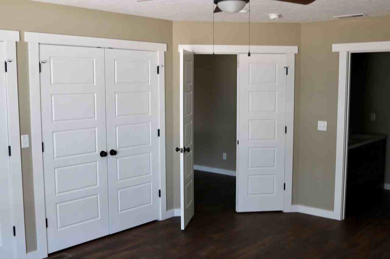 7 Honey Locust Ln - Photo 6 of 14
