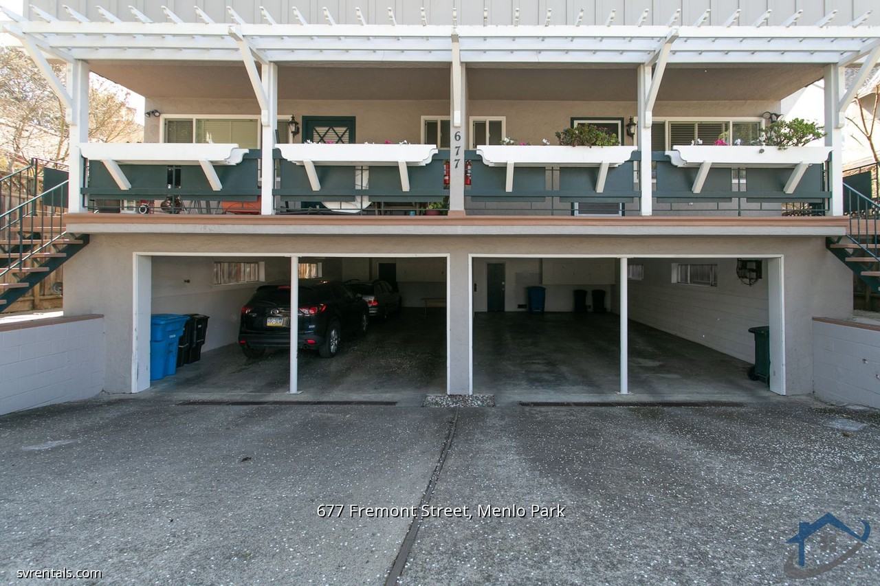 677 Fremont Street - Photo 3 of 4