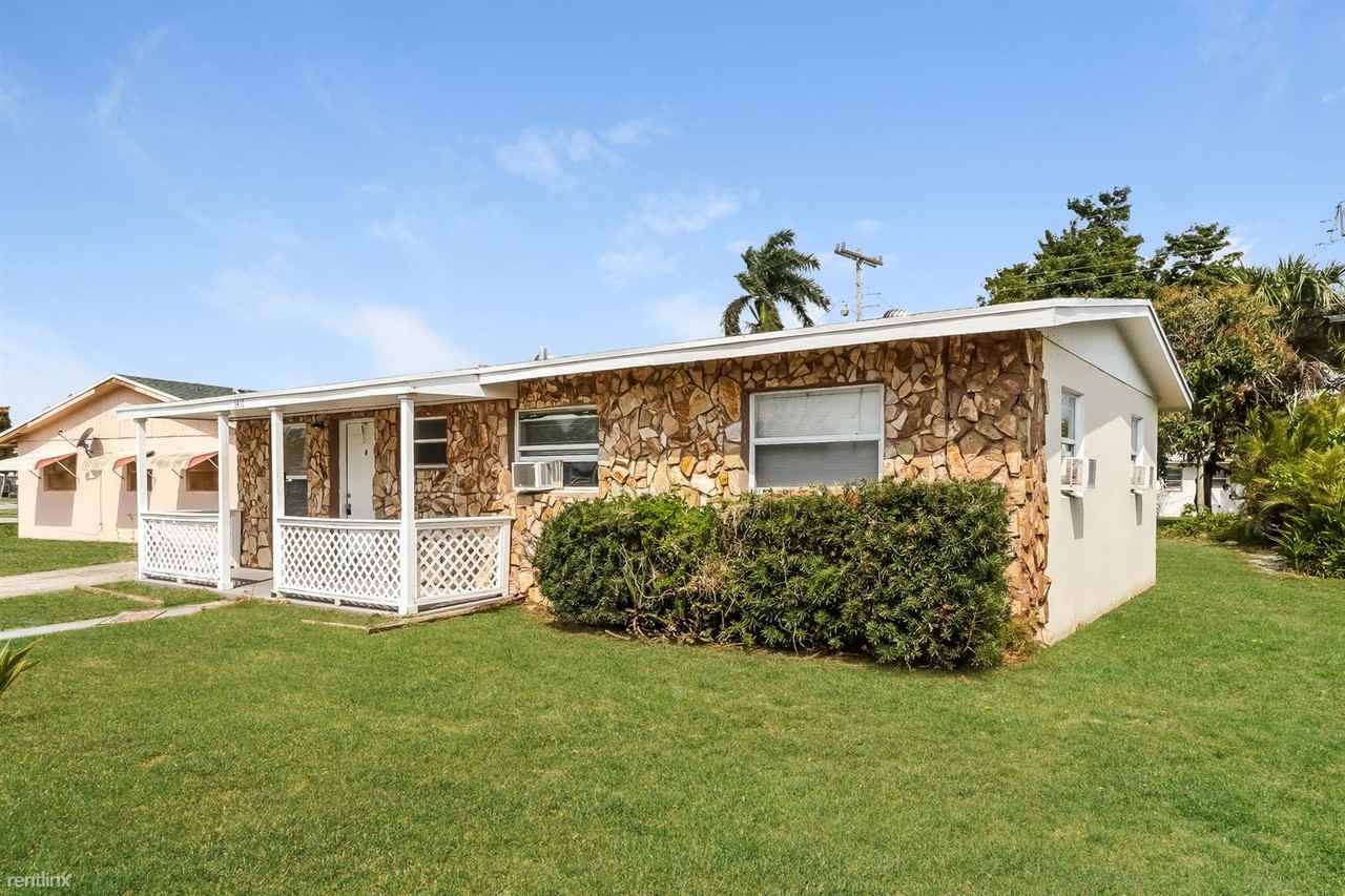 1417 8th St - Photo 3 of 25