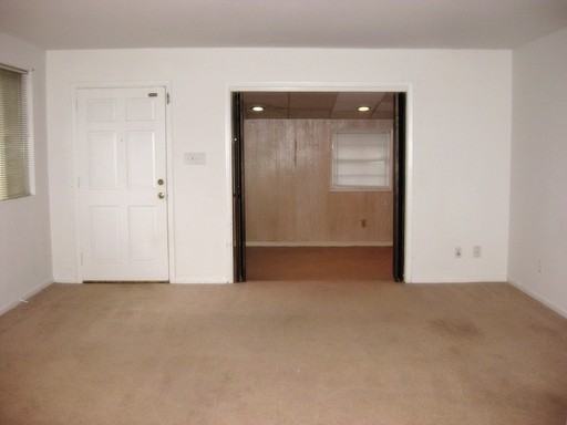 505 McLaws St - Photo 3 of 12