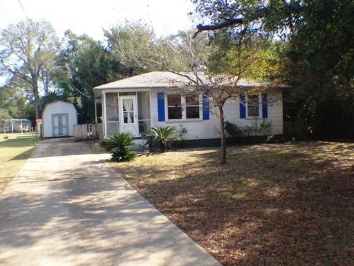 407 Frisco Rd - Photo 2 of 15