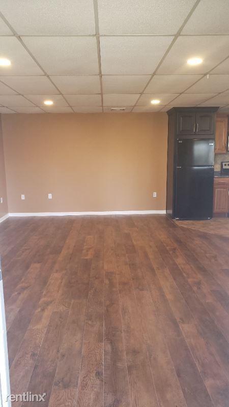 1190 Gypsy Hill Rd - Photo 3 of 12