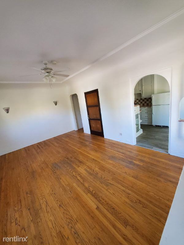 1102 1102 Cardiff Ave 2 - Photo 3 of 7