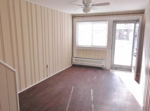 1633 E Washington St - Photo 2 of 14