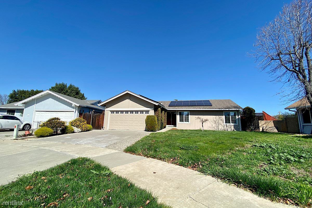 464 Edelweiss Dr - Photo 2 of 23