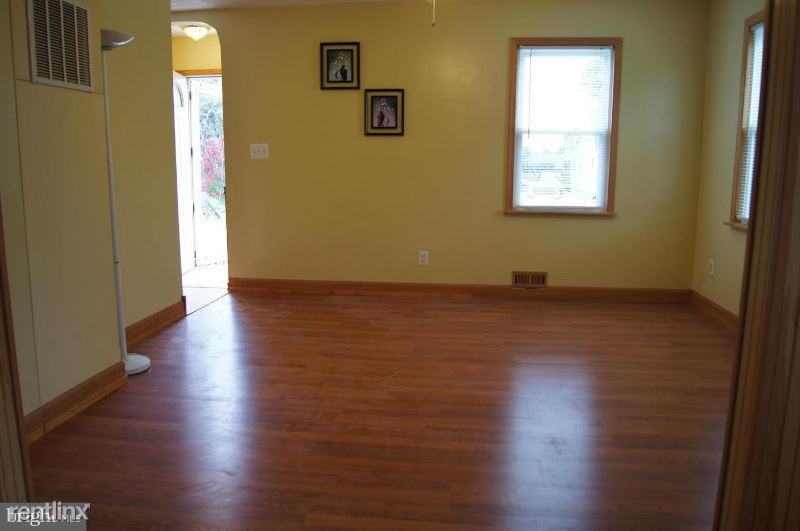 16 Evans Ave - Photo 2 of 19