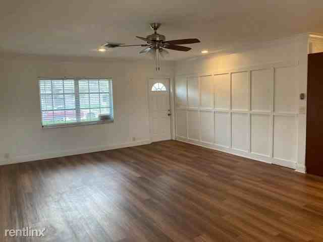 3 Forest Hills Ln - Photo 3 of 8