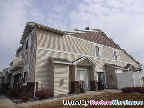 7716 Lachman Ave NE - Photo 2 of 15