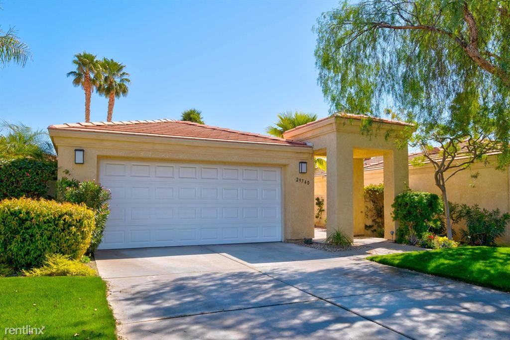 29740 Sandy Ct - Photo 3 of 6