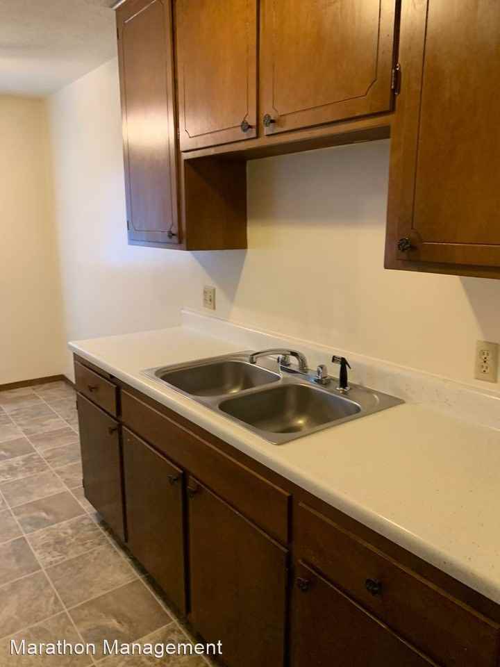 3312 Minnehaha Avenue - Photo 3 of 9