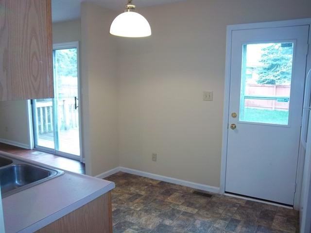 3575 Bearwood Dr - Photo 2 of 15